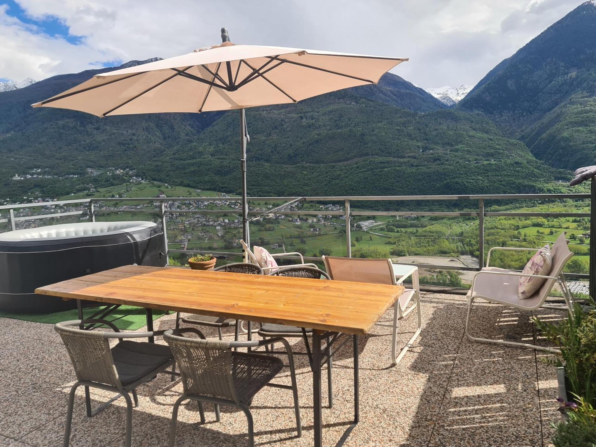 Casa Vacanze La Ca Del Cunfec Сондрио Экстерьер фото